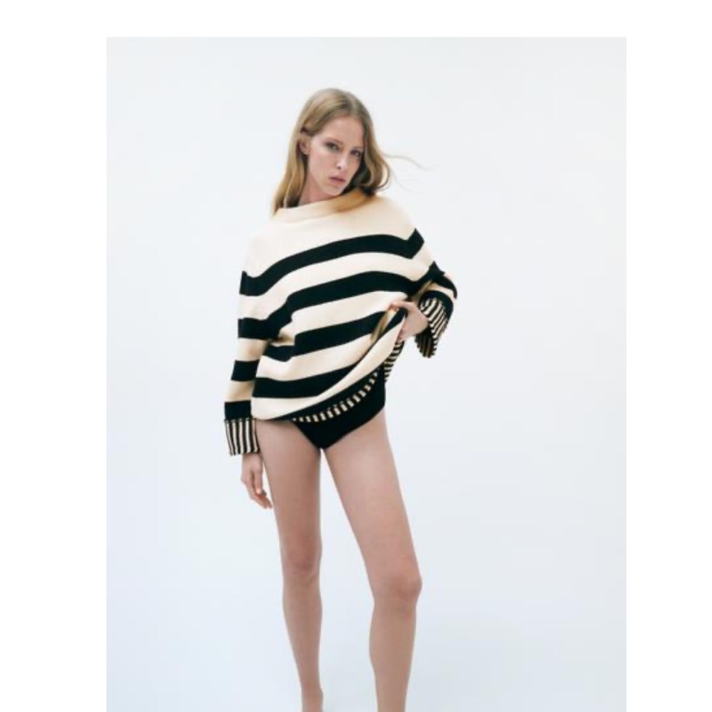 Zara Striped OVERSIZED KNIT SWEATER